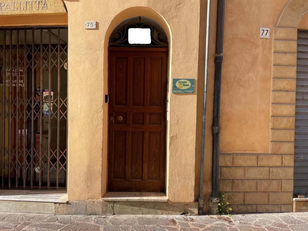 2 Apartments - Akragas Home 1 & 2 On Via Atenea City Center With View Agrigento Exterior foto