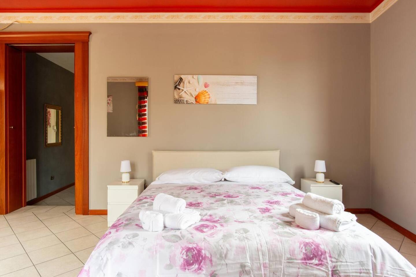 2 Apartments - Akragas Home 1 & 2 On Via Atenea City Center With View Agrigento Exterior foto